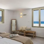 House Of Harmony - Beachfront