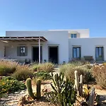 House Of Harmony - Beachfront * Andiparos
