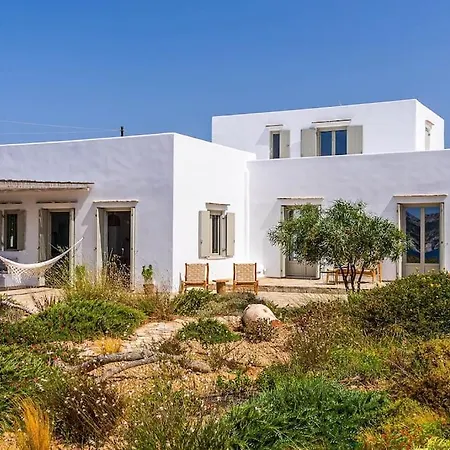 House Of Harmony - Beachfront Feriehus